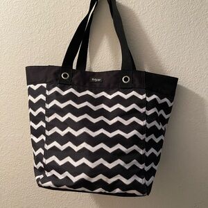 thirty-one Black and White Chevron Tote, large. 14” x 19.5” x 9”; strap drop 9”